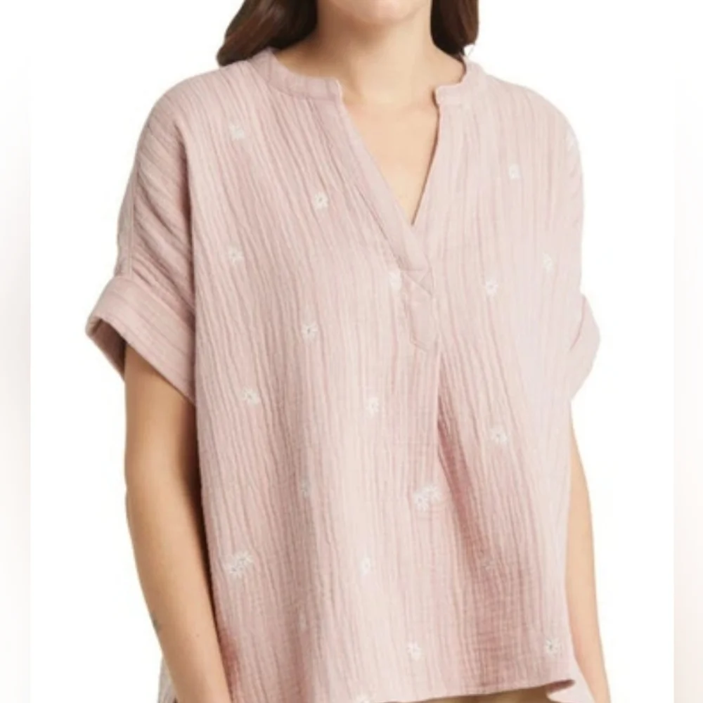 Pink Flowy cotton flower stitched flowy top blouse - Picture 9 of 9